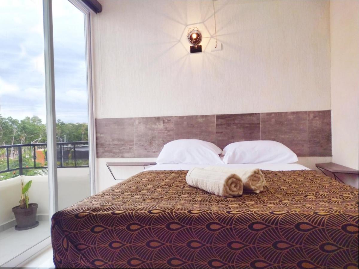 Love Vacations Tulum Pueblo Buitenkant foto