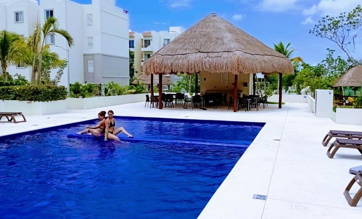 Love Vacations Tulum Pueblo Buitenkant foto